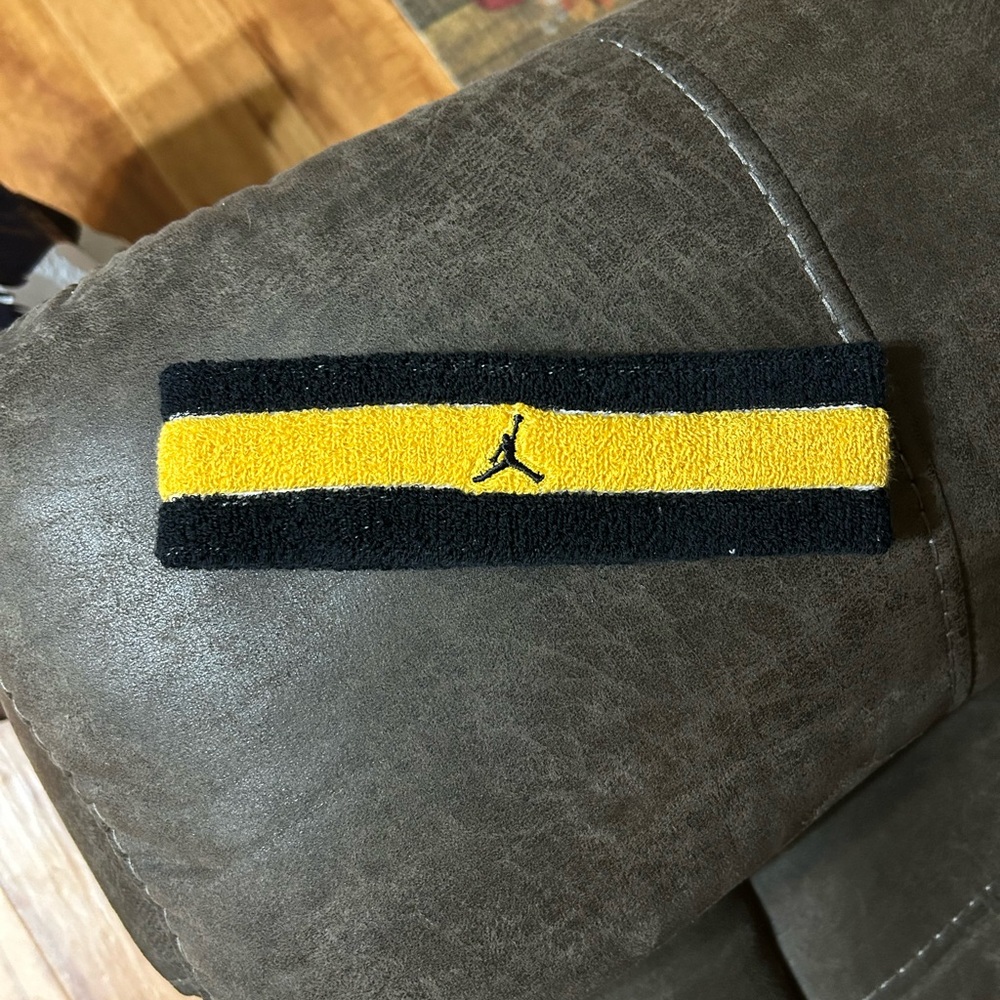 Jordan Men’s Headband Sweatband NWOT Black Yellow White Steelers One Size Adult
